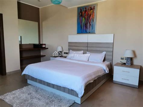 Furnished 2 bedroom apartment (Unit 4) .